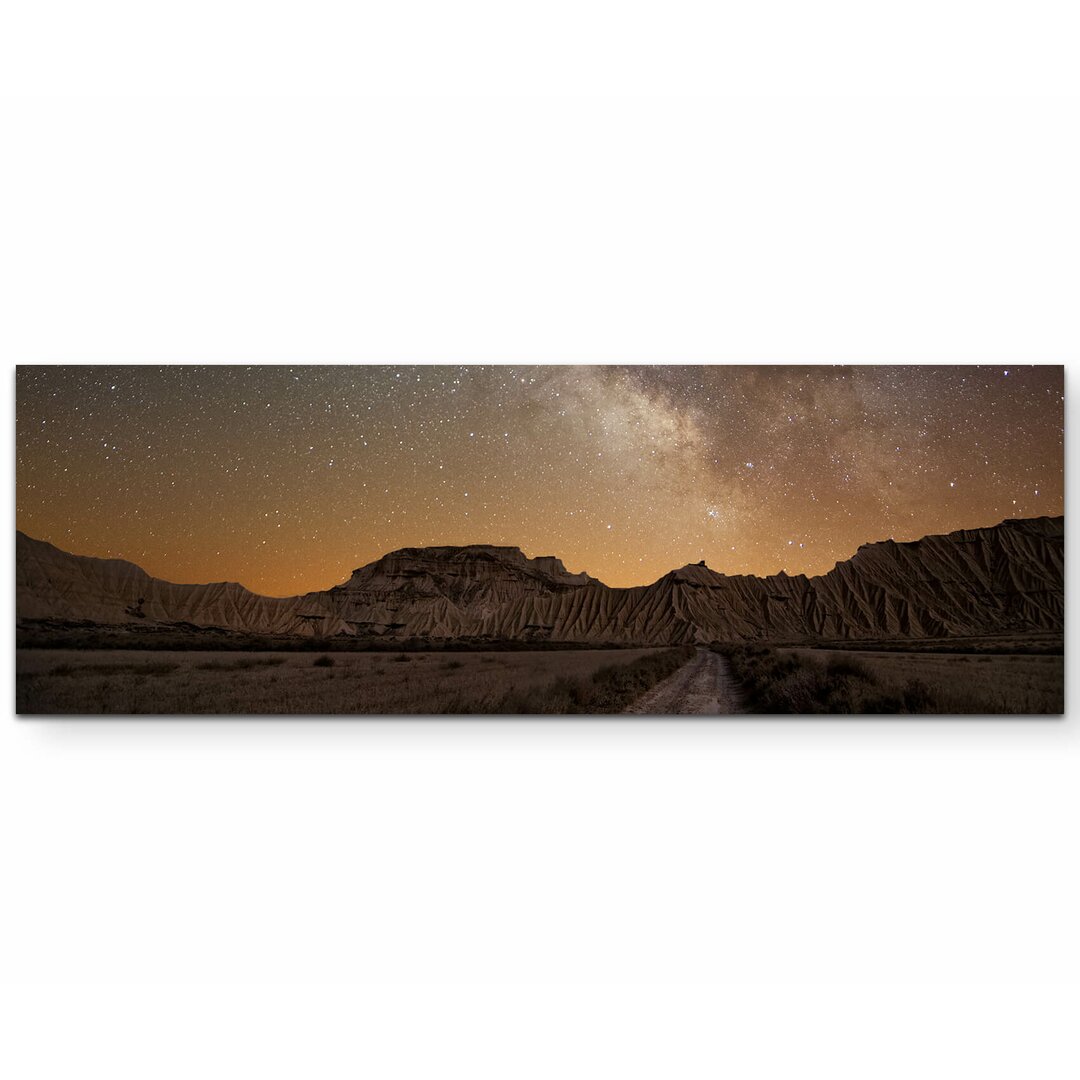 Leinwandbild Milchstraße über der Wüste von Bardenas - Spanien