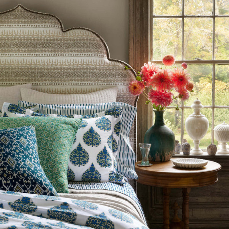 Bilva Floral Pillow Sham, Standard