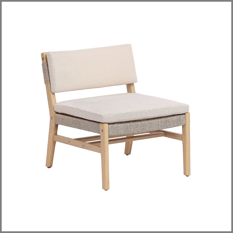 Chaise longue en acacia et coussin beige