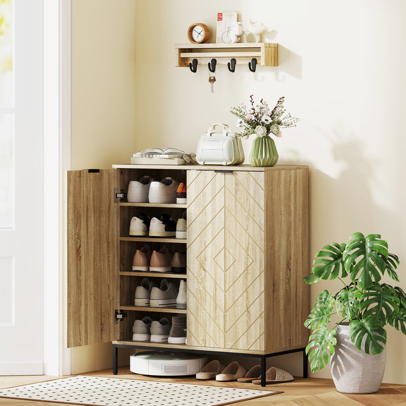 Armoire de rangement pour chaussures 15 paires avec portes, tablettes réglables, chêne