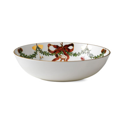 Royal Copenhagen Star Fluted Christmas Bone China 59 fl oz. Salad Bowl