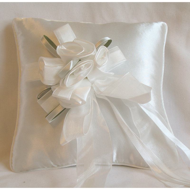 Coussin de support pour anneau de roses bouquet de roses