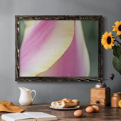 Délicat, reproduction sur toile encadrée