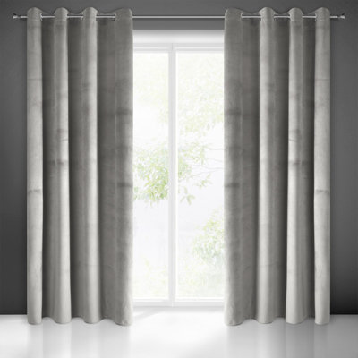 Tavarozzi Eyelet Blackout Curtain