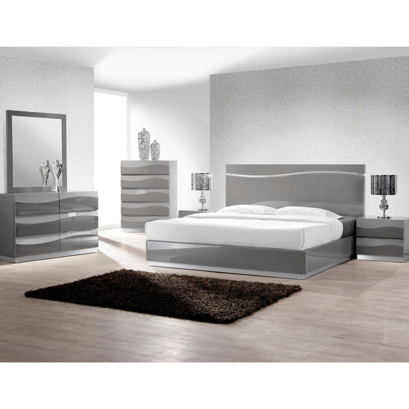 Braylea Platform LED Lacquer Bed , King