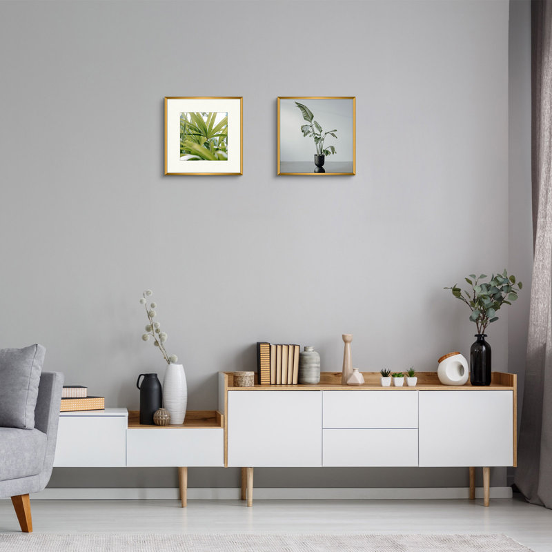 Cadre photo en métal avec passe-partout - Basics by Wayfair ™, Bronze, 12 po x 12 po emmêlé à 8 po x 8 po