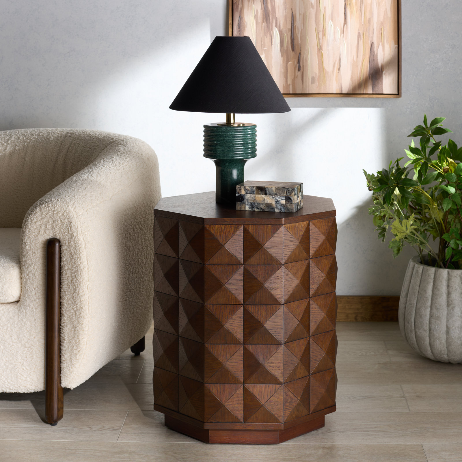 Iriye 20" End Table, Walnut