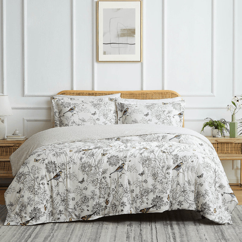 Bayberry Oversized Reversible easy care Down Alternative Comforter Set by Southshore Fine Linens