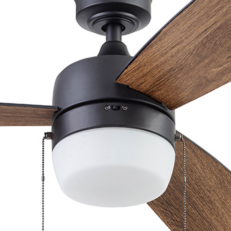 Ventilateur de plafond à DEL 44 po avec chaîne de traction et ensemble d'éclairage inclus Barcadero