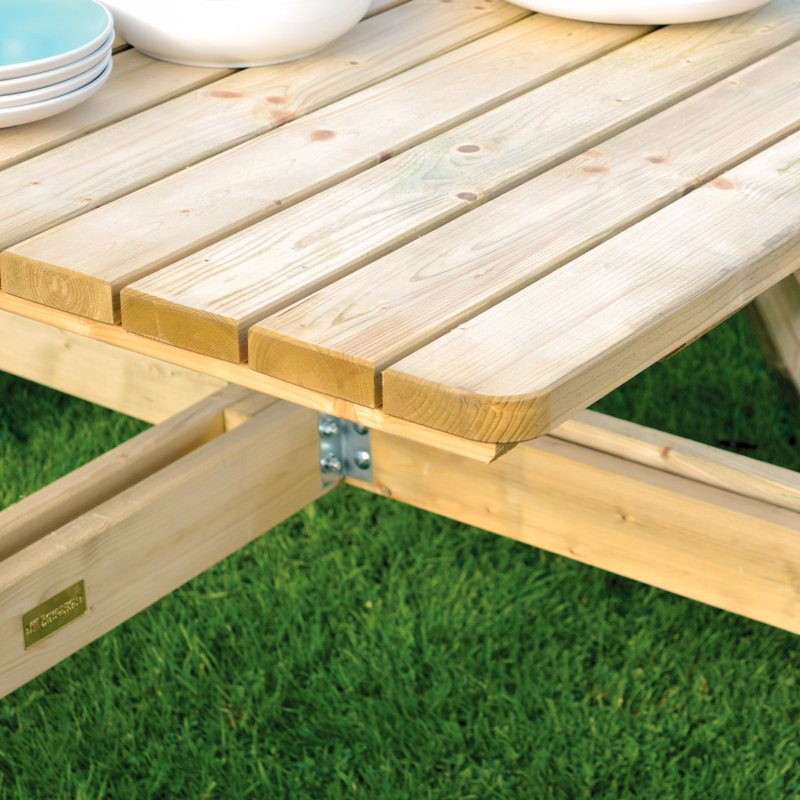 Rowlinson Square Picnic Table