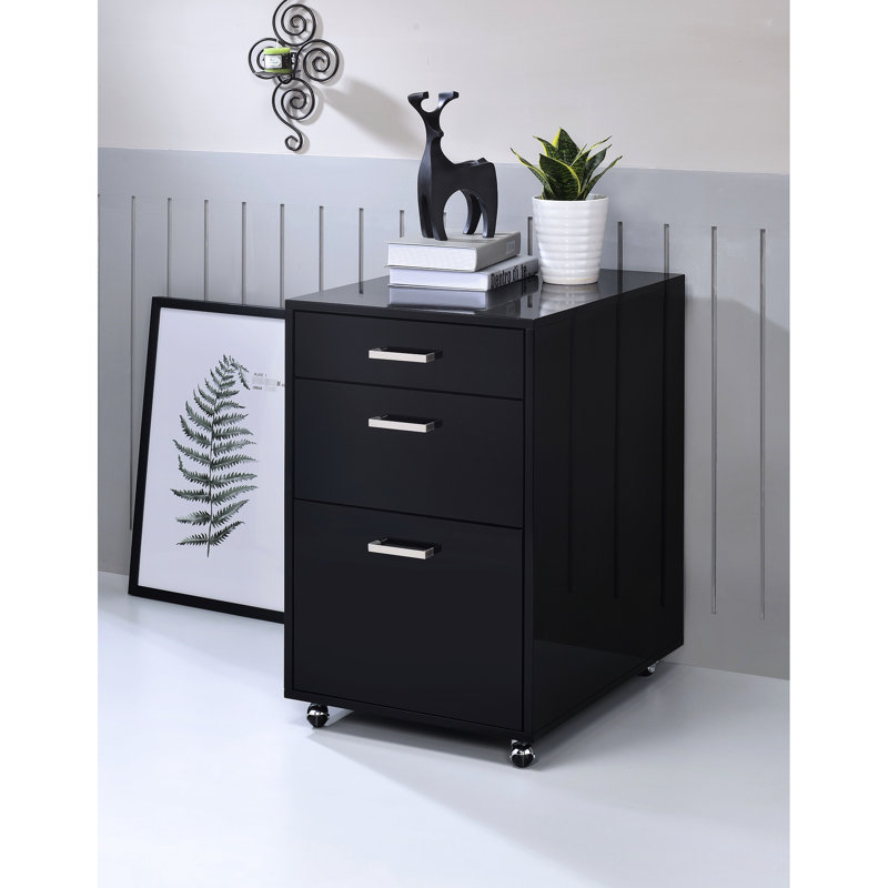 Classeur noir lustré avec 3 compartiments de tiroir - H 18 po x 22 po 28 po, sans assemblage, 62 lb, roulettes pour faciliter la manipulation des tiroirs, commodité incluse