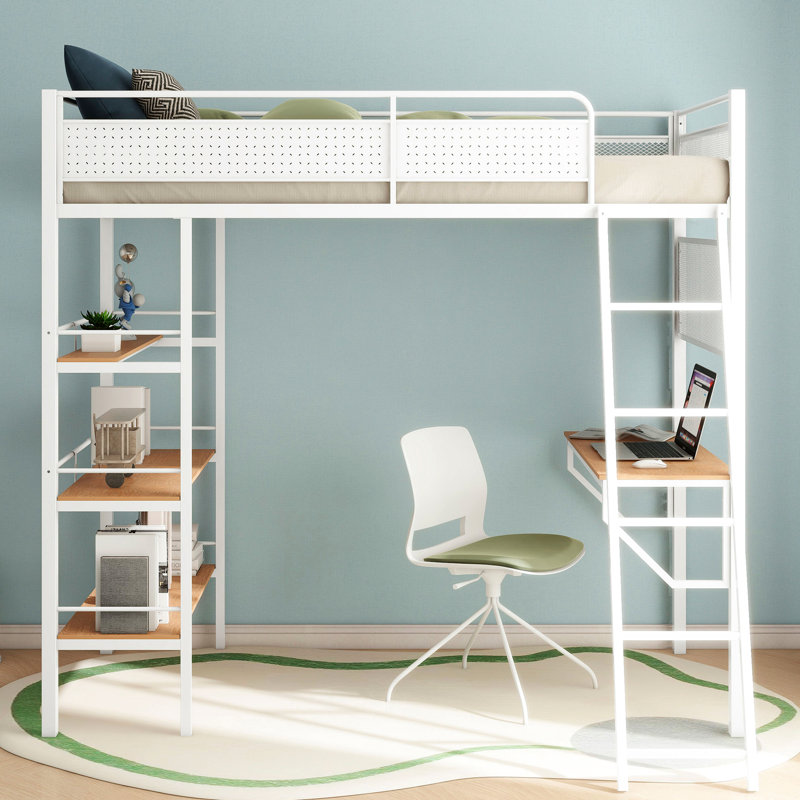 Lit mezzanine simple blanc mat, 3 tablettes de rangement, poste de travail intégré, système de lattes en métal, lit de taille verticale, tablettes ouvertes, métal blanc, panneaux en filet