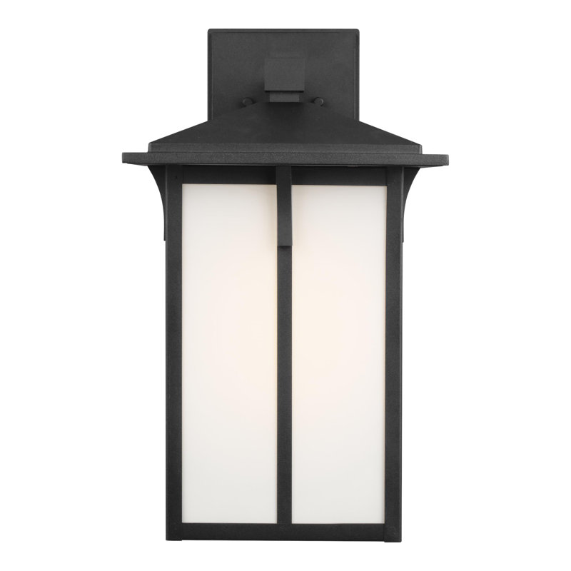 Grande lanterne murale d'extérieur à une lumière Tomek de Génération Éclairage , H 18 po x l 10,5 po x P 10,5 po, Noir, Oui