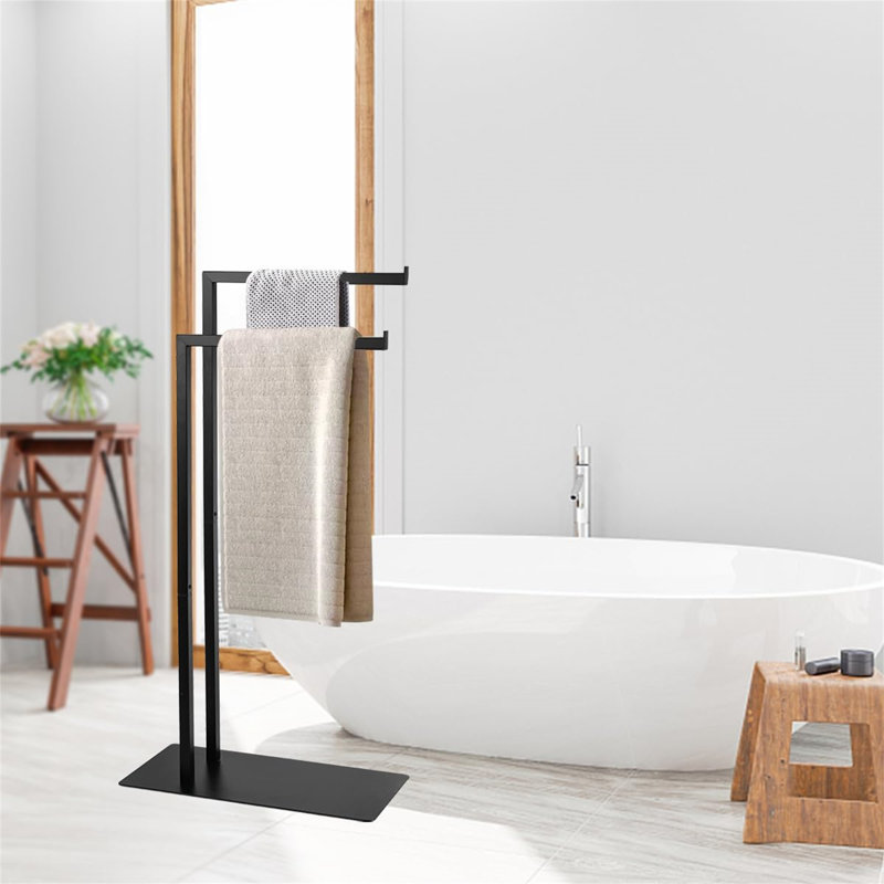 Nellee Towel Stand