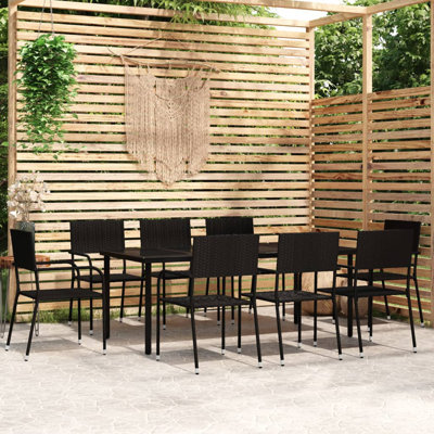 Lindasue Wicker Patio Dining Set with Rectangular Table