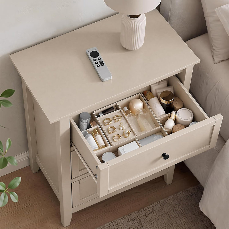 Commode 3 tiroirs pour chambre à coucher, commode moderne avec boutons en métal, table de chevet de 27,5 po de large pour chambre de bébé, salon, appartement