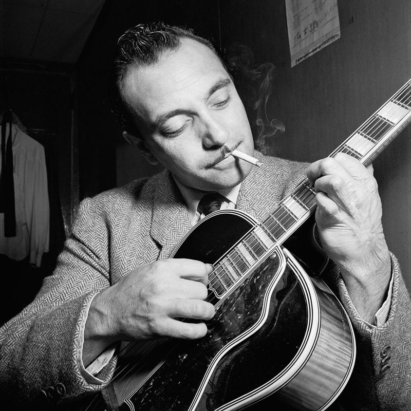 «Latitude Run® Gottlieb, William», reproduction d'art sur toile tendue sous le titre: Django Reinhardt, H 36 po x l 36 po