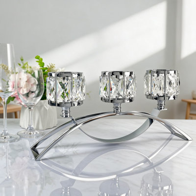 Trois porte-bougies en cristal à trois bras, pièce maîtresse de candélabre de table en forme de chandelier arqué pour le mariage, la salle à manger, les ornements de l'armoire, la décoration intérieure