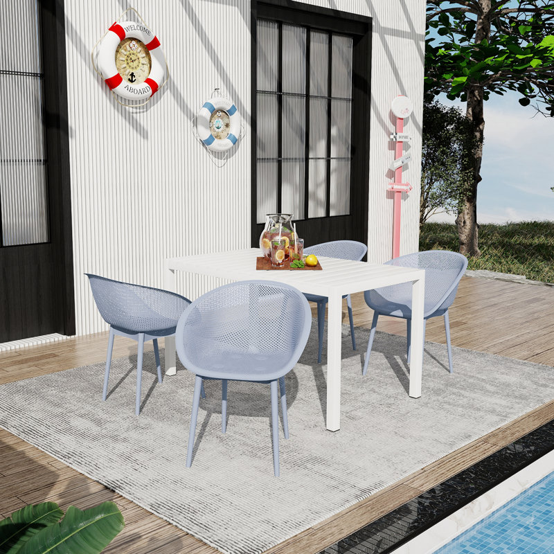 Ensemble de salle à manger d'extérieur pour 4 personnes avec chaises en PP et table en métal Raymond, Light Baby Blue
