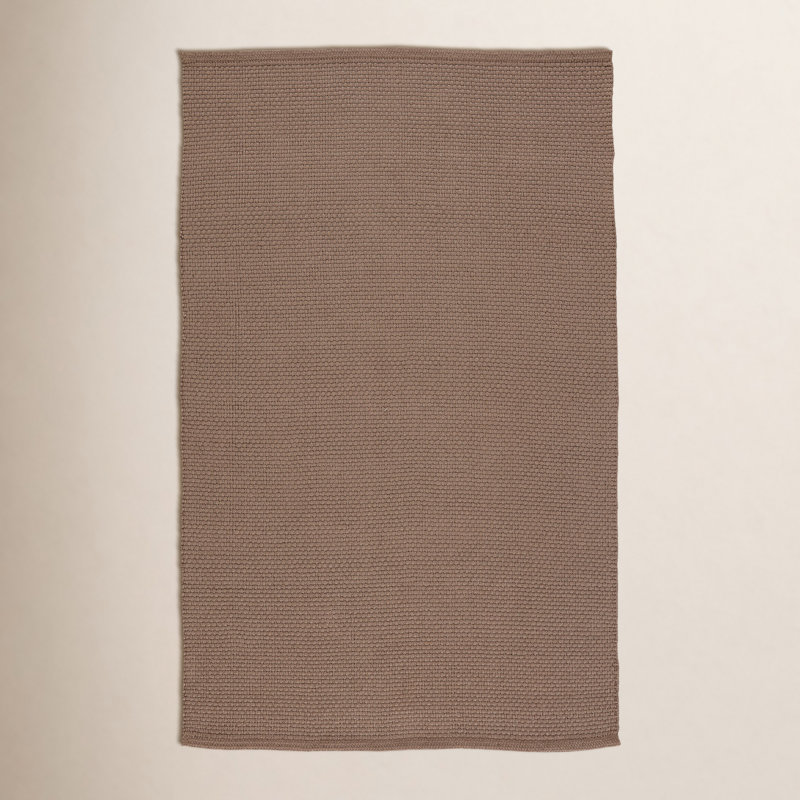 Tapis intérieur / extérieur brun fait à la main Indira Indira, Rectangle de 5 pi x 8 pi