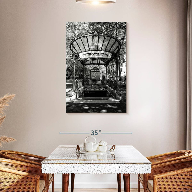 Aime noir Montmartre - Abbesses métropolitaines, H 45 po x l 30 po