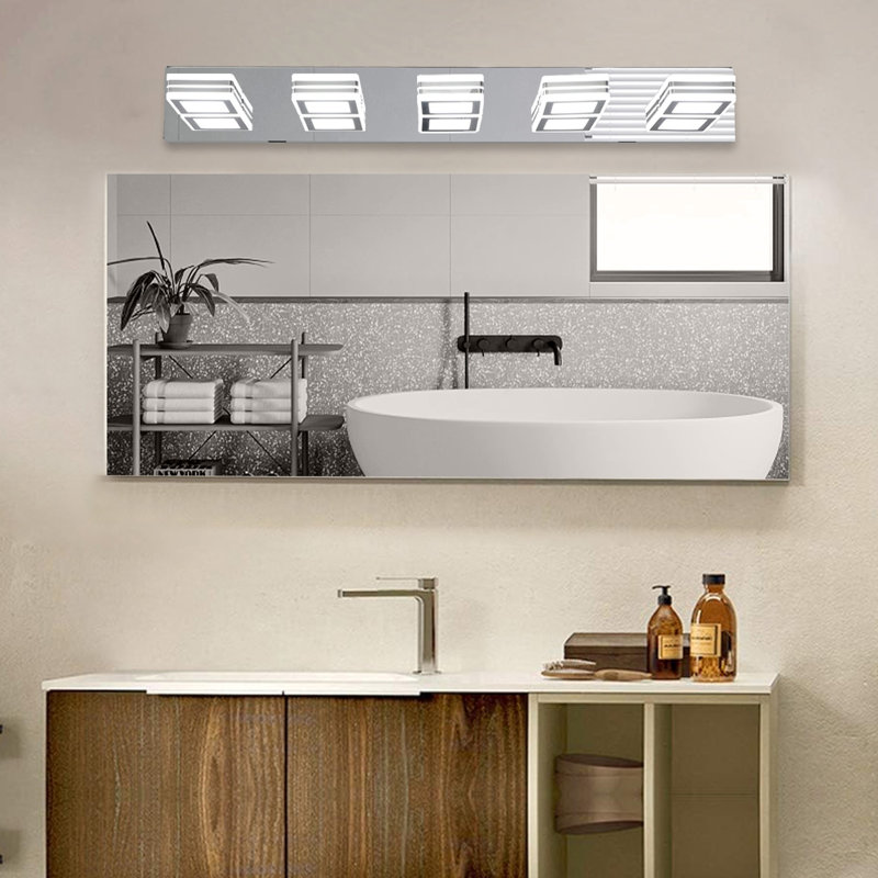 Luminaire pour meuble-lavabo mural 32 po à 5 lumières en chrome 32 po, H 4,3 po x l 32,3 po x P 4,8 po, 5 lumières
