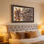 Abstrait, texture de bois brûlé, tourbillons bruns et gris, art mural sur toile-133553836