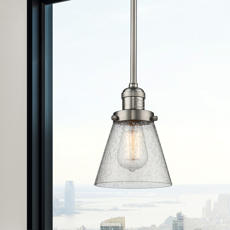 Luminaire suspendu conique à 1 lumière Emery, Nickel satiné brossé, H 8 po x l 6 po x P 6 po