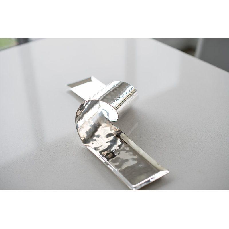 Tsunami Centre Wave Tray, 3.3" H x 14.6" L x 3" W