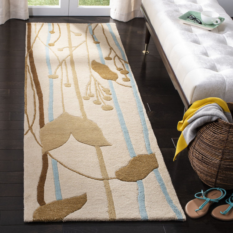 Soho Hand Tufted Wool And Viscose Floral Rug