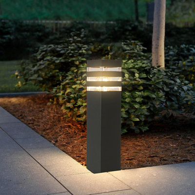 Pathway Lights E26 noir avec éclairage extérieur et éclairage extérieur