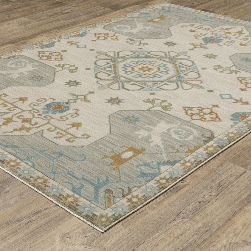 Graicyn Bohemian Old World Inspired Beige/ Grey Area Rug, Rectangle 6'7" x 9'9"