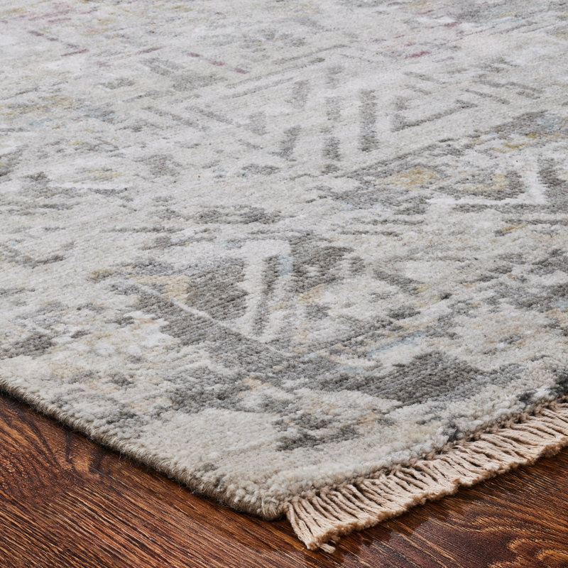 Heritage Revival Handmade Wool Floral and Oriental Area Rug, Rectangle 10' x 14'