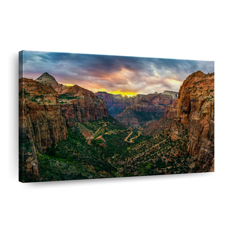 «Zion National Park At Sunset», reproduction sur toile, H 16 po x l 24 po x P 1,25 po