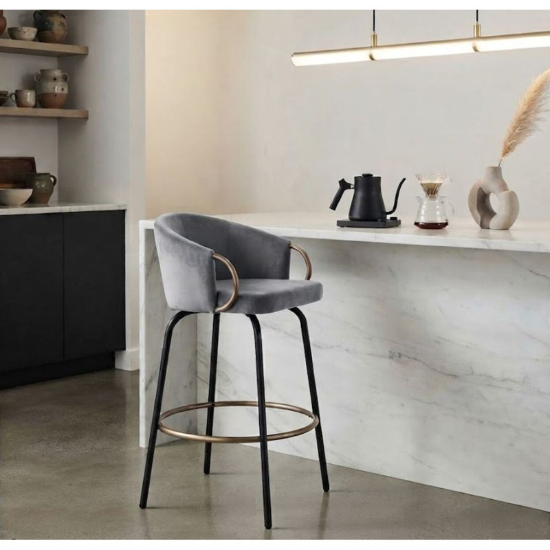 Tabouret de comptoir pivotant 26,25 po Zora, Gris