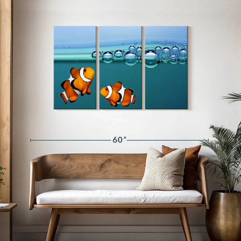 Brampt Clownfish Blowing Bubbles, 28" H x 45" W