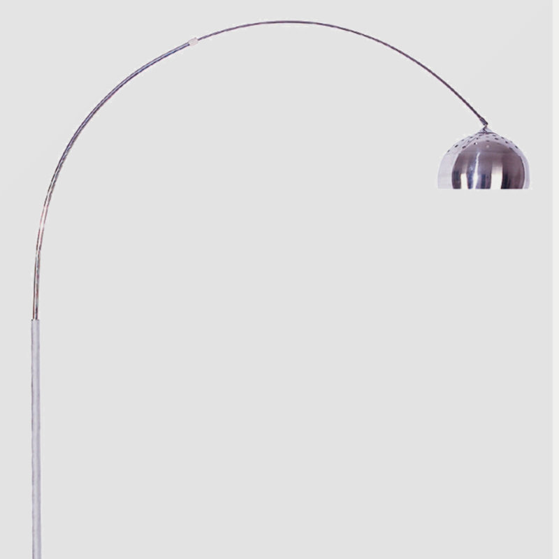 Lampe sur pied arquée en métal 85 po avec base en marbre blanc Vacius