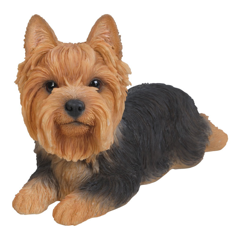 Statue de yorkshire terrier allongé