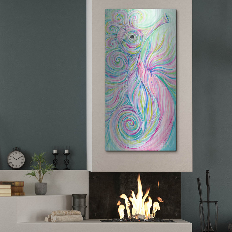 «Swirly Seahorse» par Estelle Grengs, H 48 po x l 24 po