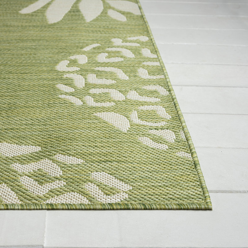 Gunn Ikat Tufted Green Power Loomed Indoor/Outdoor Area Rug, Rectangle 1'10" x 3'