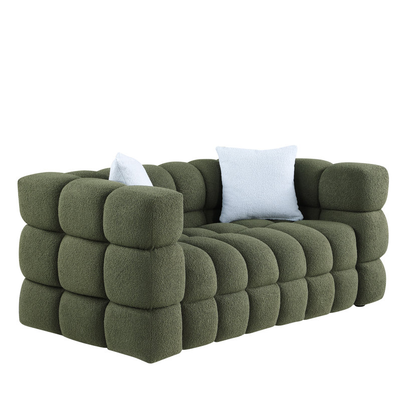 Olive 2 boucles avec assise moelleuse mi-moelleuse et accoudoirs carrés, s'adaptant aux petits espaces intérieurs contemporains, revêtement en bois d'eucalyptus fabriqué, avec lignes élégantes avec guimauve épurée