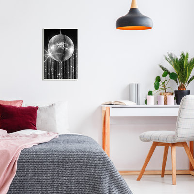 «Az-607-Wood Black Disco Ball On Canvas» par Jesse Keith, reproduction