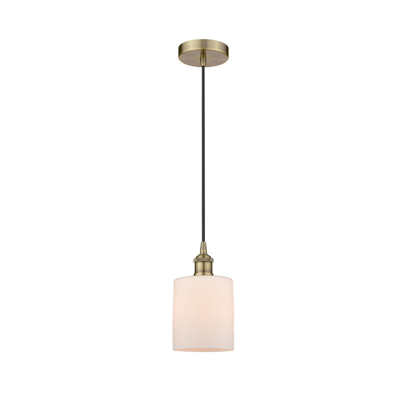 Luminaire suspendu tambour simple à 1 lumière Malcolm, H 9,75 po x l 5 po x P 5 po, Blanc mat, Laiton antique