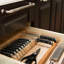 Organisateur de tiroir de cuisine à deux niveaux Rev-A-Shelf -133740505