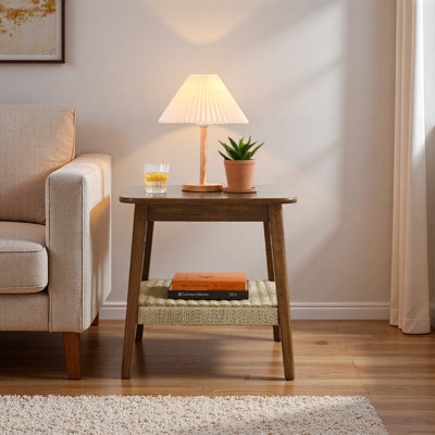 Table d'appoint de style Mid-Century de 23 po avec tablette tissée, table d'appoint Boho avec rangement, tables de chevet, petite table d'appoint pour canapé de salon, bureau de chambre à coucher, patio
