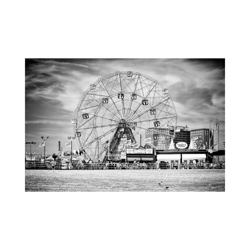 Wonder Wheel by Philippe Hugonnard - Wrapped Canvas Gallery-Wrapped Canvas Giclée, 66.04 cm H x 45.72 cm W x 1.91 cm D
