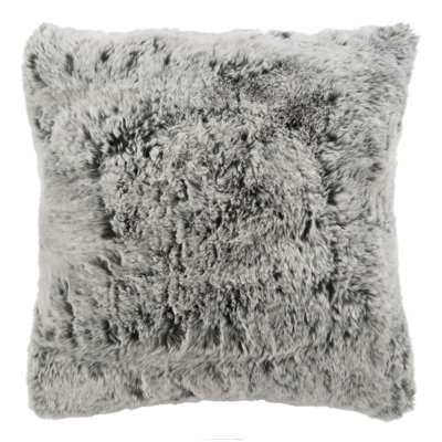 Aaryahi Throw Pillow