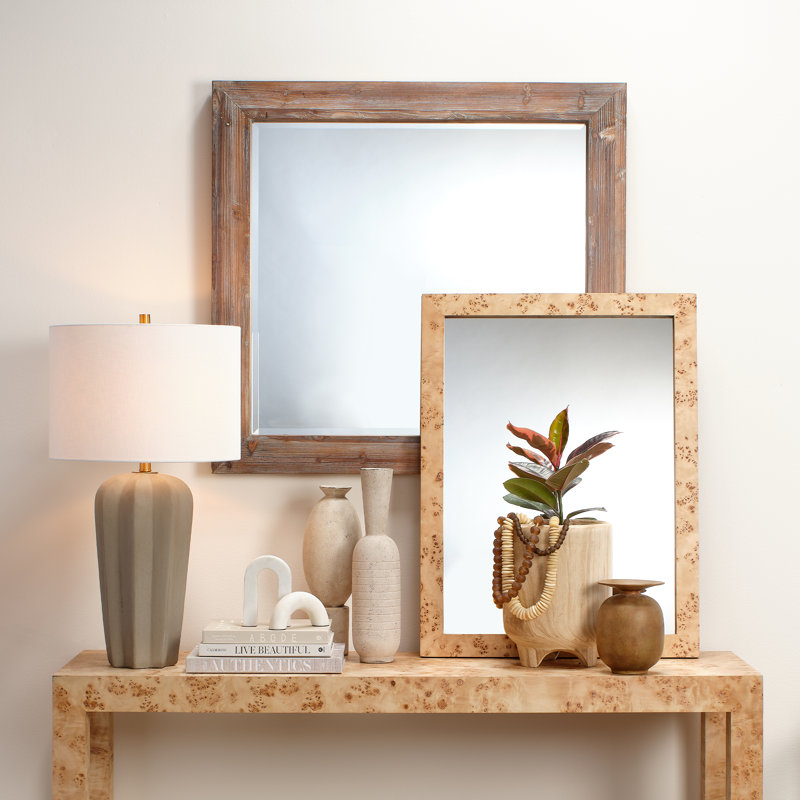 Regal Table Lamp