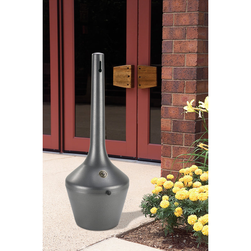Commercial Zone Smokers' Outpost, Pewter