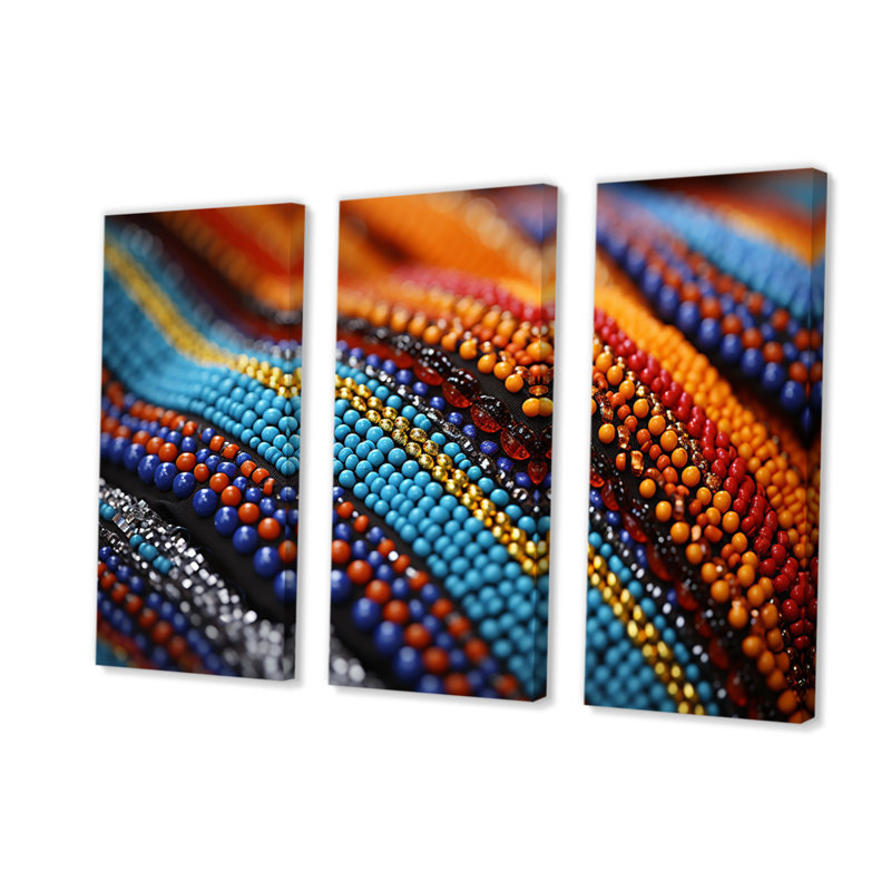 Tribus d'Afrique, perles de Samburus 3 pièces, H 28 po x l 36 po x P 1 po